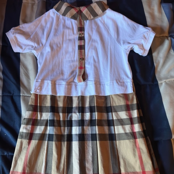 Burberry dress - Picture 2 of 2